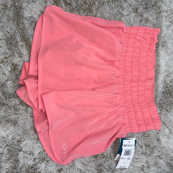 ROXY RUNNING SHORTS - Picture 2 of 4